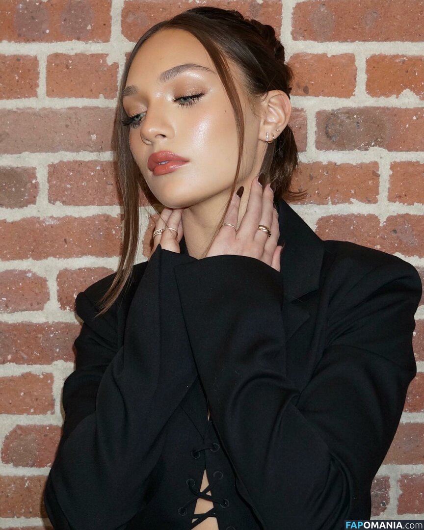 Maddie Ziegler / maddieziegler Nud OnlyFans  Fotografie scursă #124