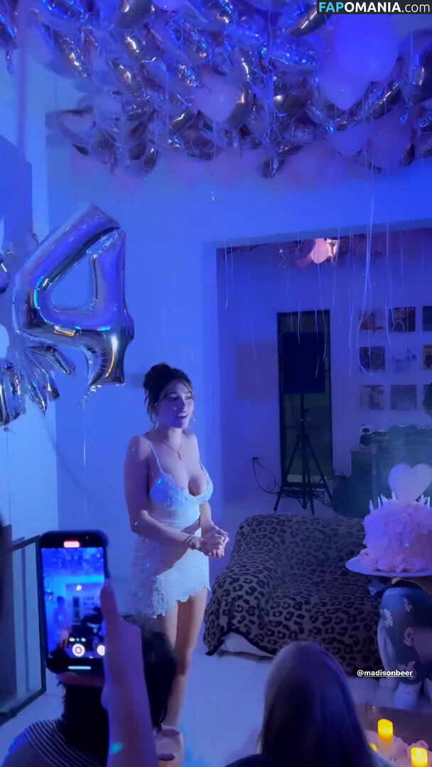 Madison Beer / madisonbeer Nud OnlyFans  Fotografie scursă #90