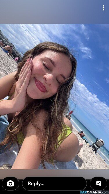 Madison Sky / MadisonSkyxoxo / https: / madison_sky_official Nud OnlyFans  Fotografie scursă #1