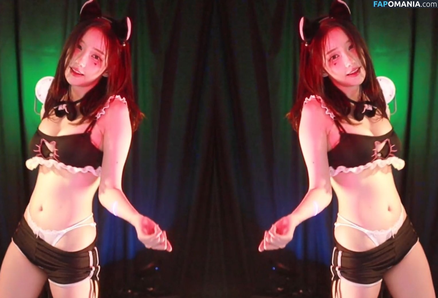 Magenta62 / magenta_6262 / 마젠타_ Nud OnlyFans  Fotografie scursă #21