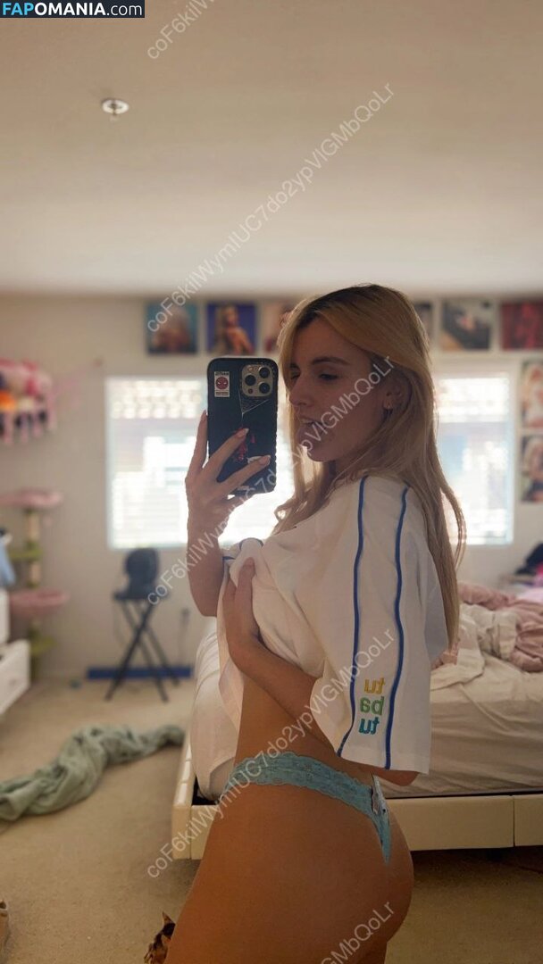 Magazine.rooster / Maggie Roscher Nud OnlyFans  Fotografie scursă #6