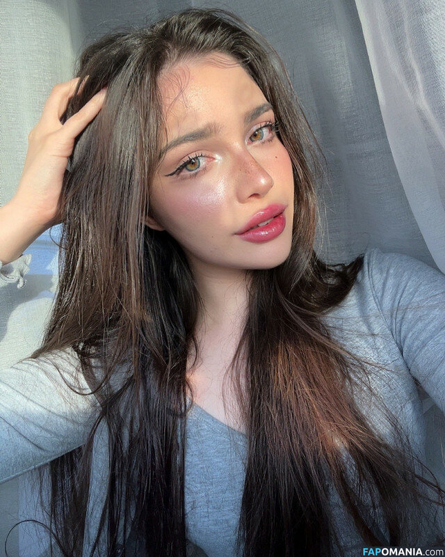 Mahiye Selin / selin.egmn / selin.z Nud OnlyFans  Fotografie scursă #1