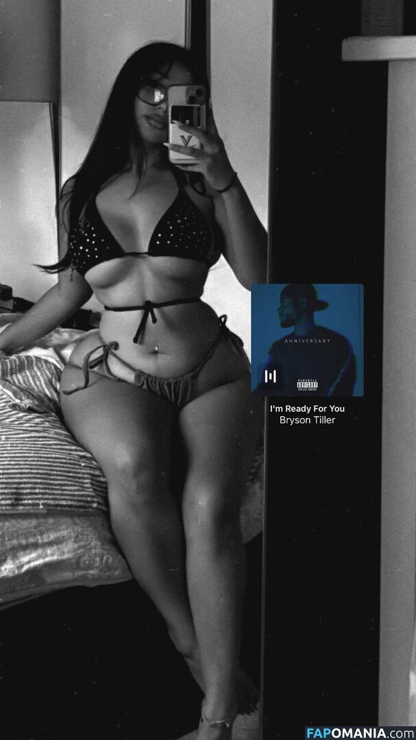 Mahxya_ / sxymayaa Nud OnlyFans  Fotografie scursă #1