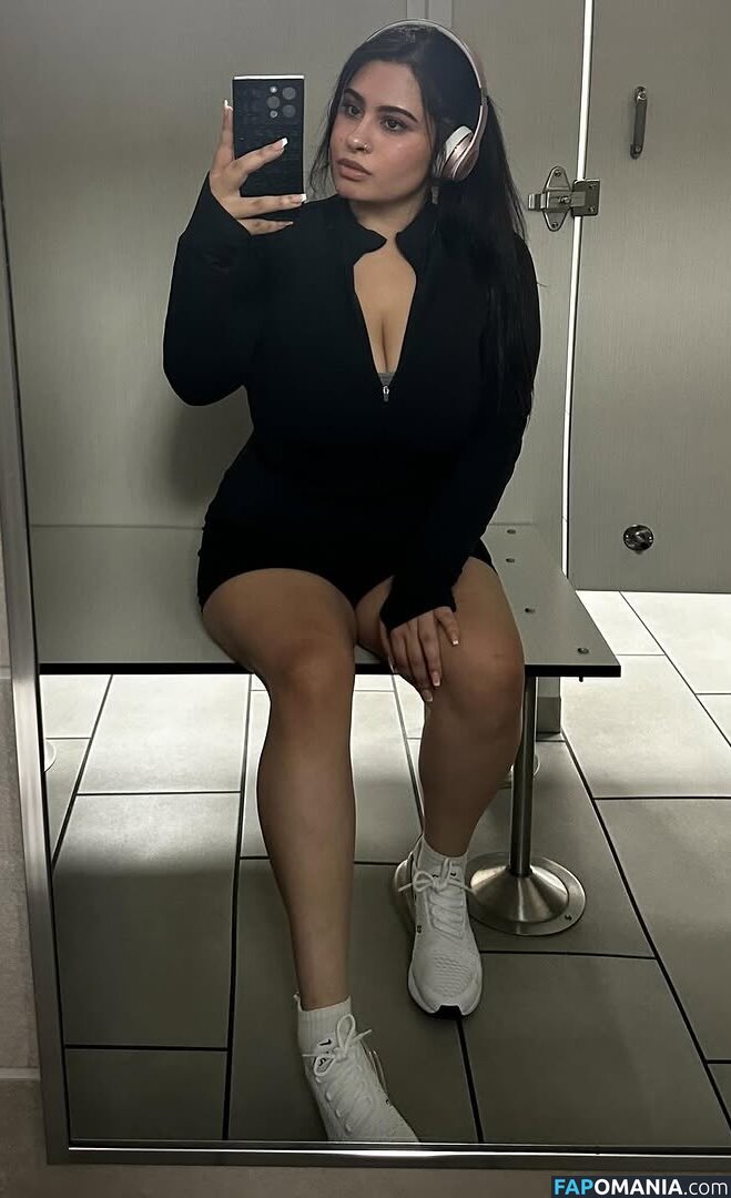 ???? ???????????????????????? / https: / tavvai Nud OnlyFans  Fotografie scursă #2