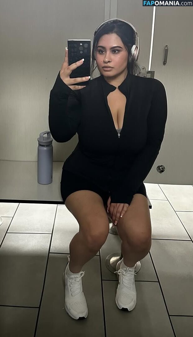 ???? ???????????????????????? / https: / tavvai Nud OnlyFans  Fotografie scursă #3