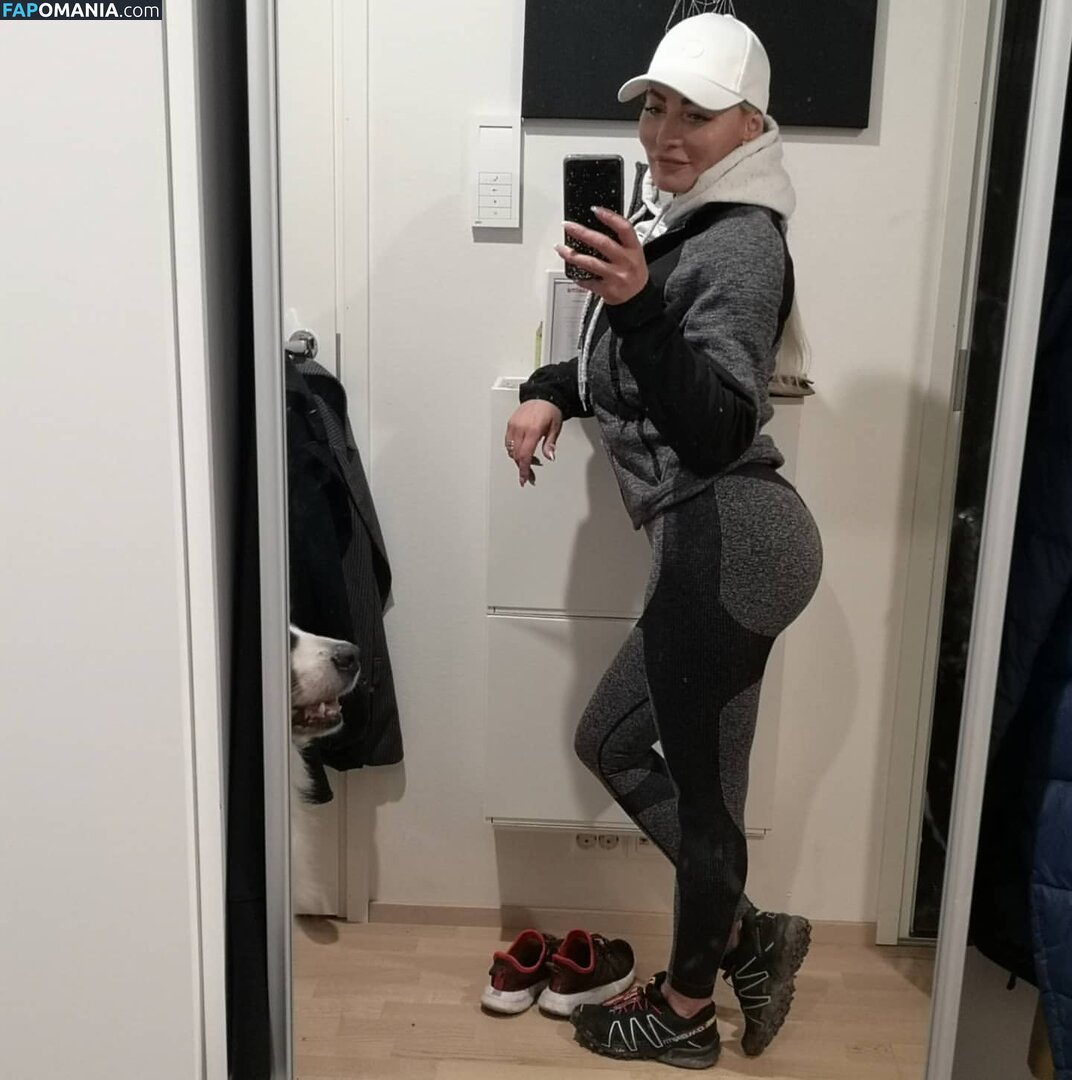 Marika Fingerroos / MarikaFinkku / fingerroos.marika / marikafingerroos Nud OnlyFans  Fotografie scursă #54