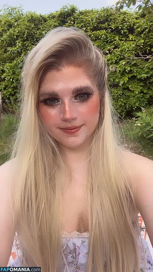 Marina Joyce / marinamewmeow Nud OnlyFans  Fotografie scursă #5