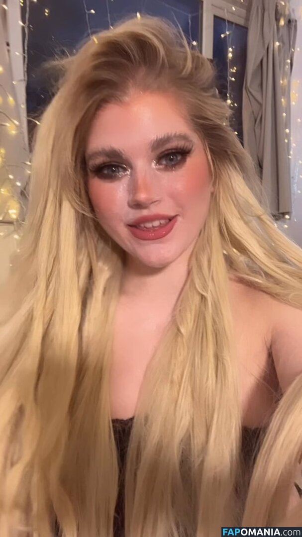Marina Joyce / marinamewmeow Nud OnlyFans  Fotografie scursă #7
