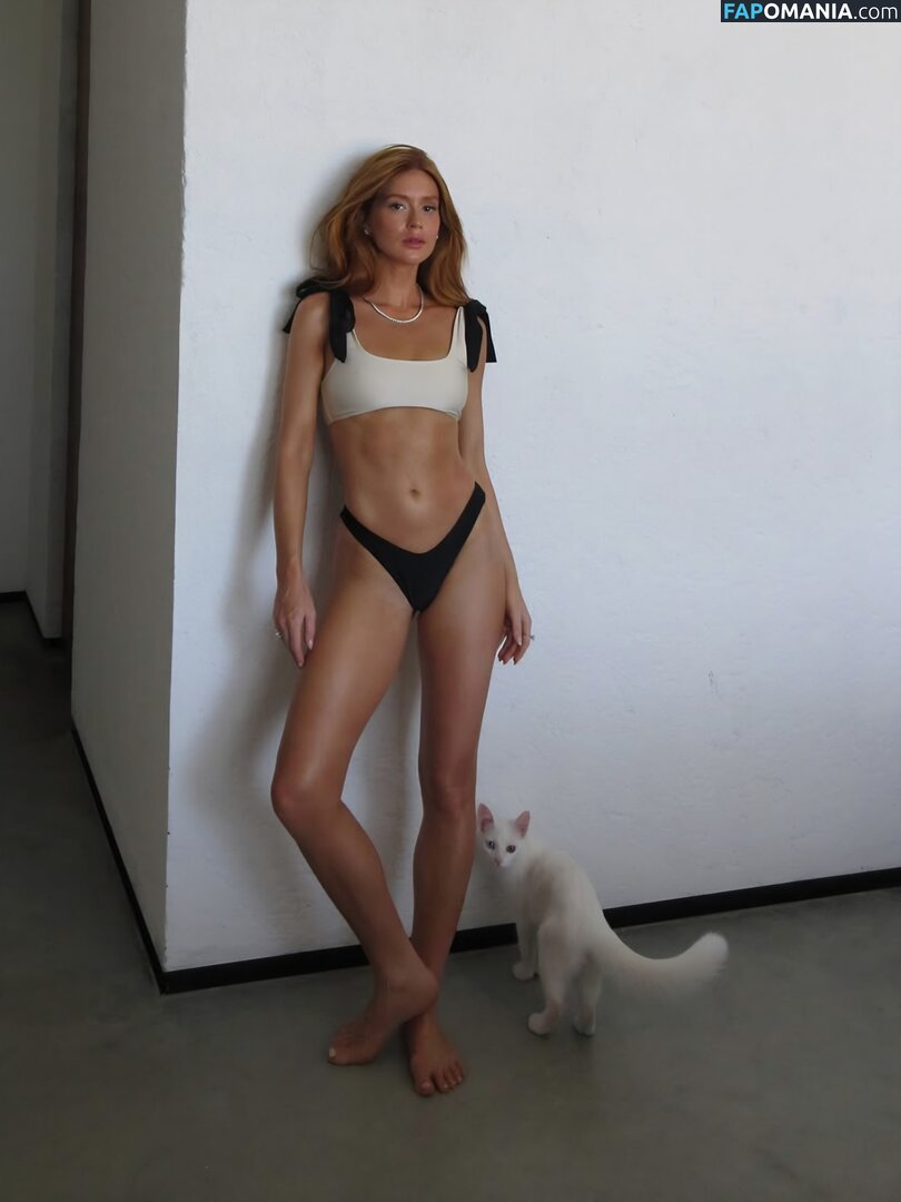 Marina Ruy Barbosa / marinaruybarbosa Nud OnlyFans  Fotografie scursă #236