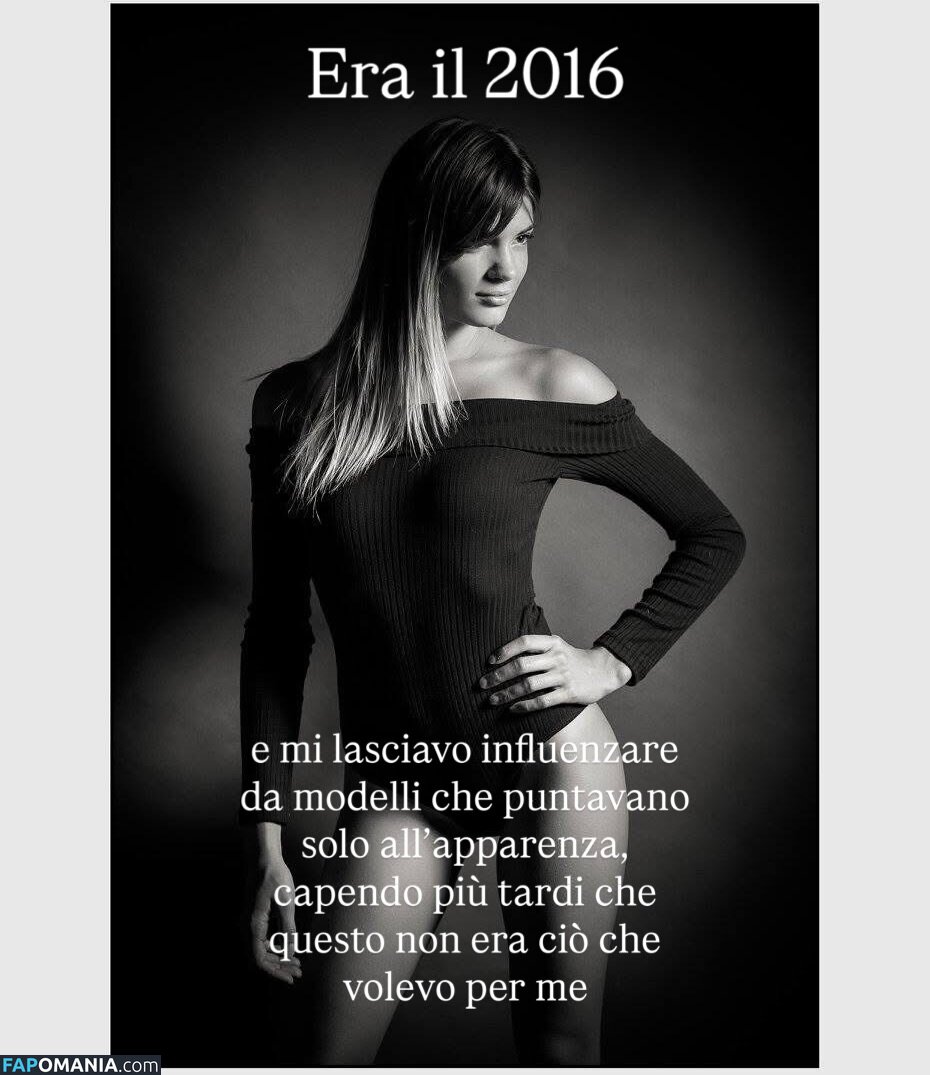 Martina Ragozza / https: / martinaragozza Nud OnlyFans  Fotografie scursă #9