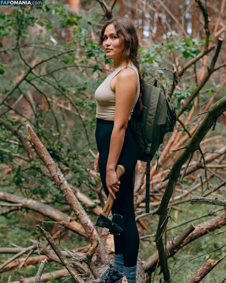Marusya Shiklina / Marusya outdoors / marusya / marusya.shiklina Nud OnlyFans  Fotografie scursă #59