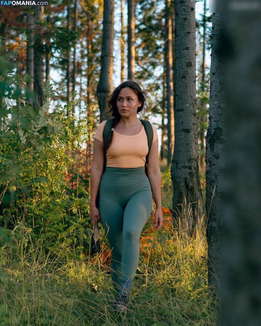 Marusya Shiklina / Marusya outdoors / marusya / marusya.shiklina Nud OnlyFans  Fotografie scursă #147