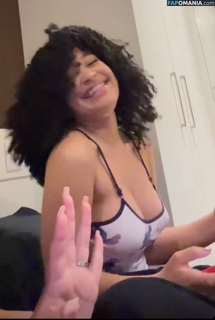 Marycuriell Nud OnlyFans  Fotografie scursă #9