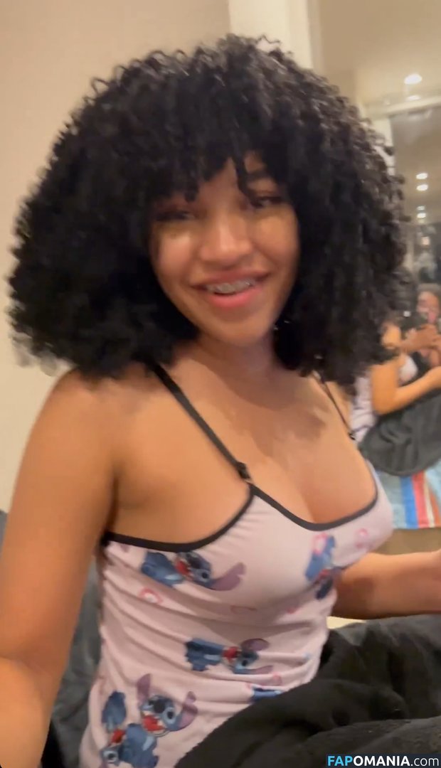 Marycuriell Nud OnlyFans  Fotografie scursă #11