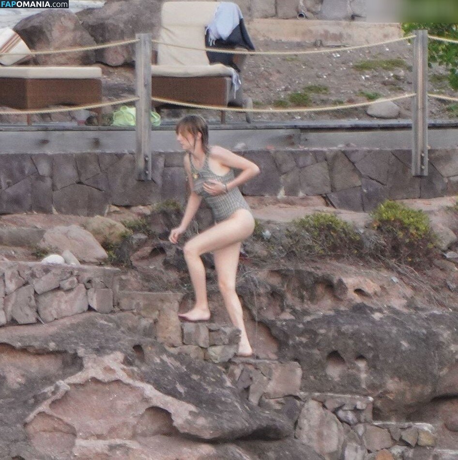 Maya Hawke / maya_hawke / neohawk2 Nud OnlyFans  Fotografie scursă #455