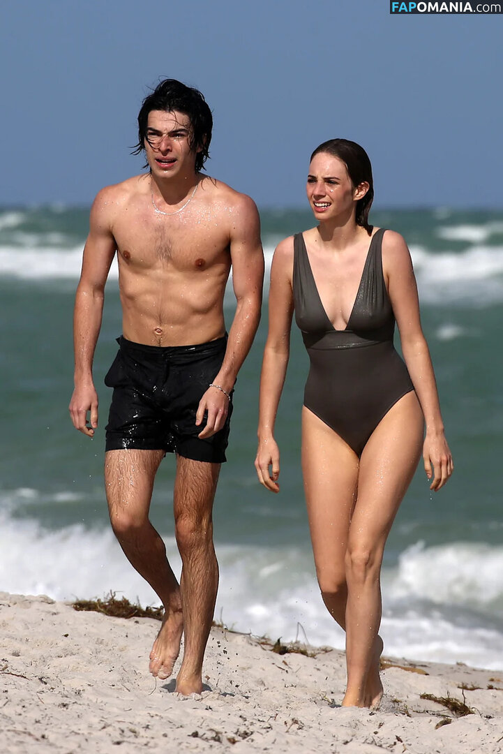 Maya Hawke / maya_hawke / neohawk2 Nud OnlyFans  Fotografie scursă #456