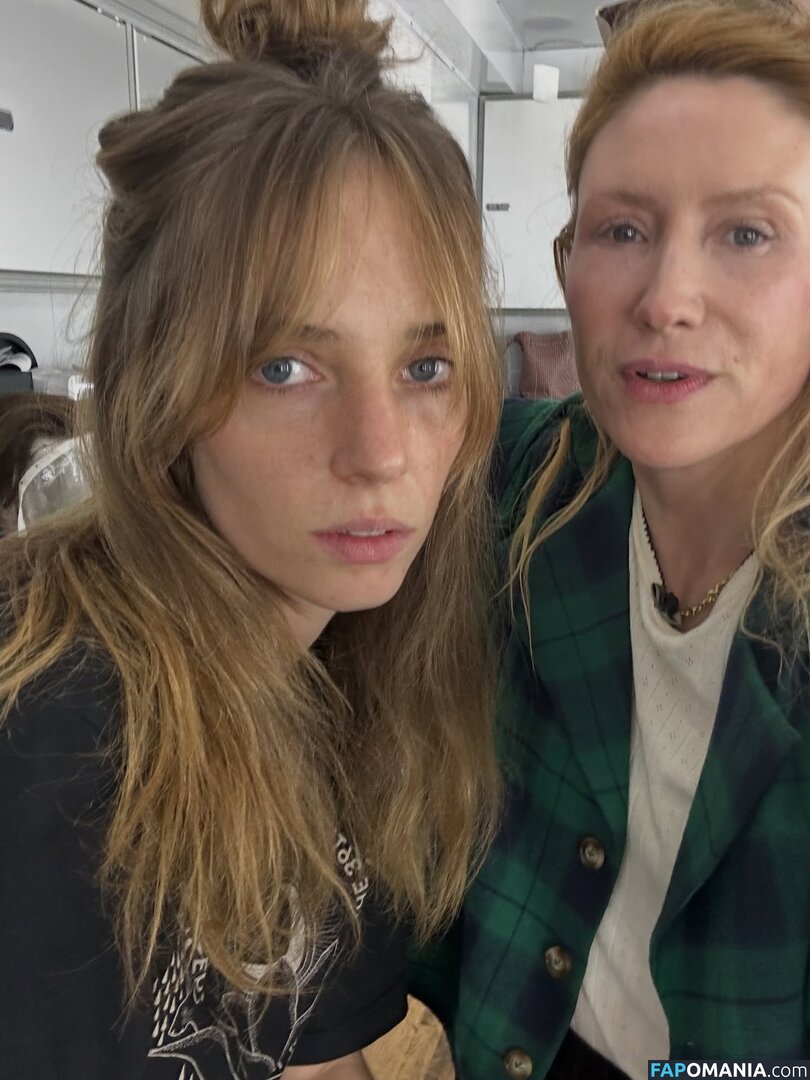 Maya Hawke / maya_hawke / neohawk2 Nud OnlyFans  Fotografie scursă #476