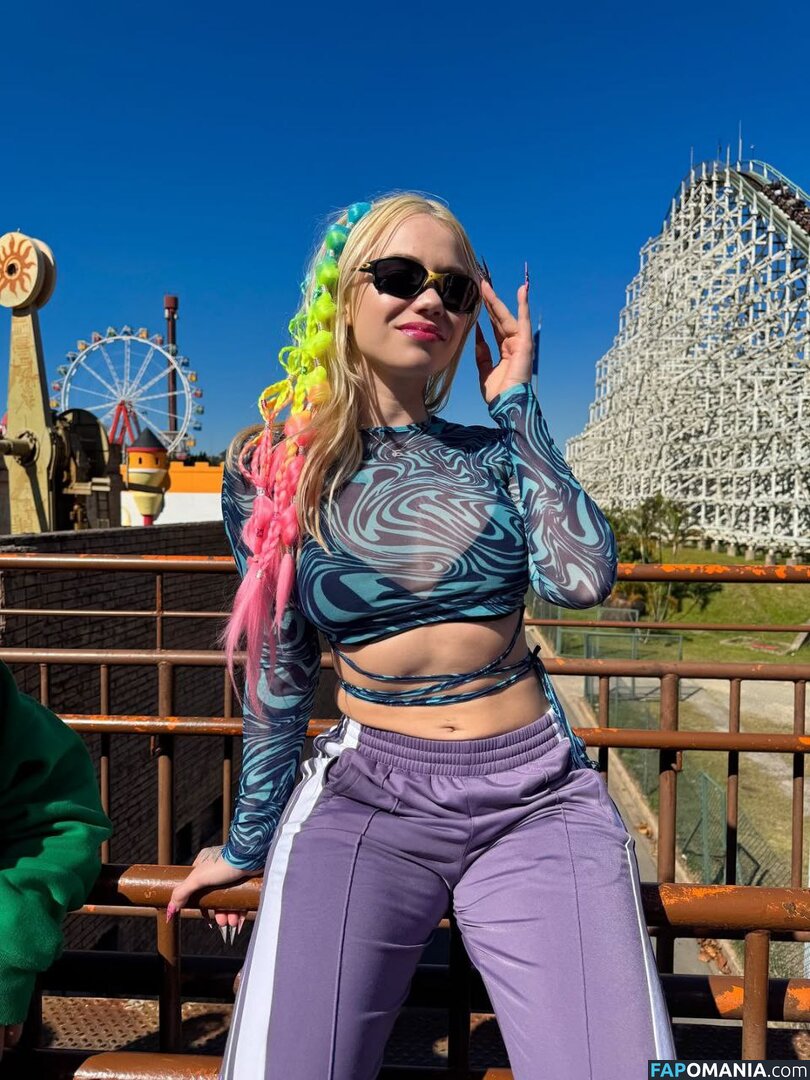 MC Erikah / mcerikah / mcerikahofc Nud OnlyFans  Fotografie scursă #1