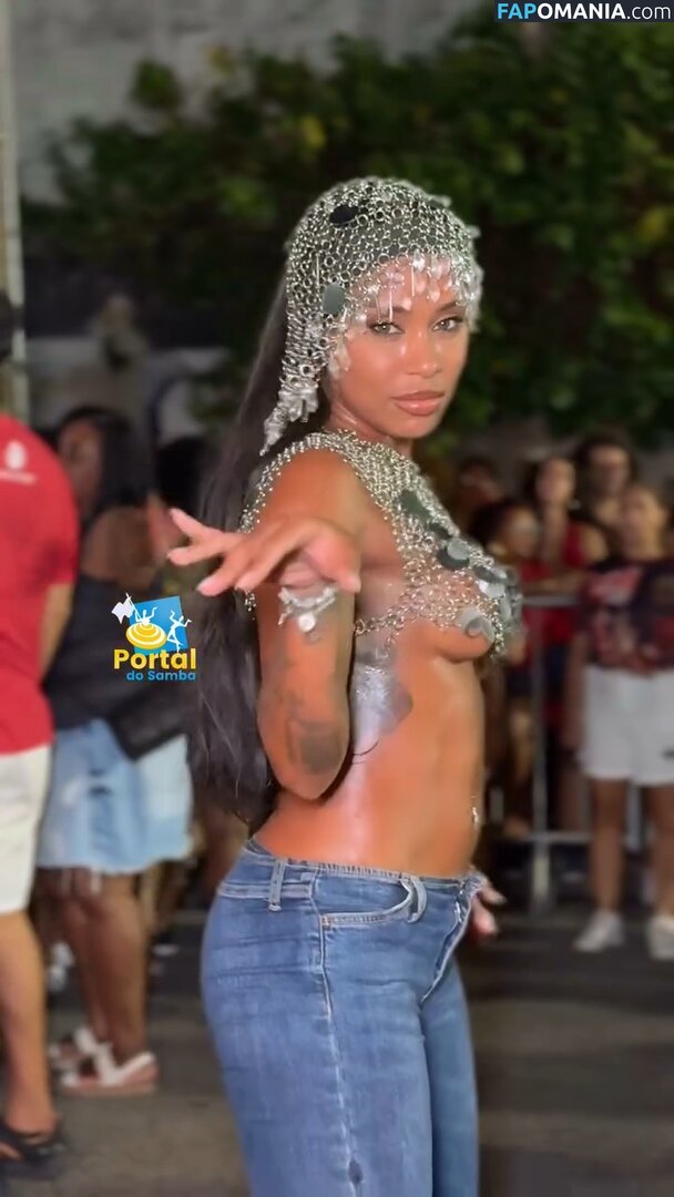 MC Rebecca / rebecca Nud OnlyFans  Fotografie scursă #7