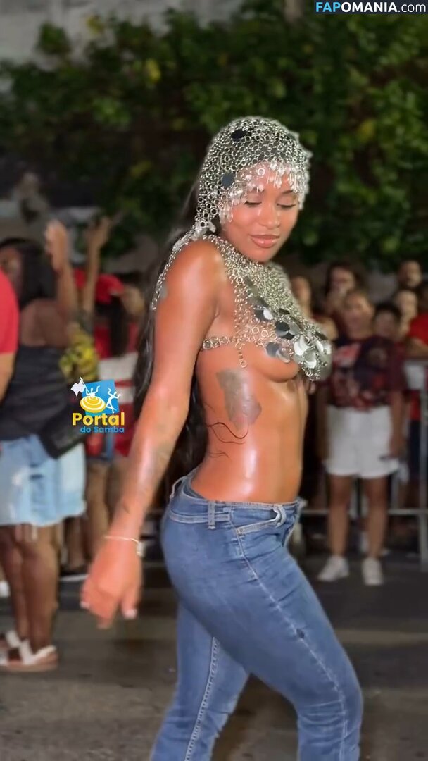 MC Rebecca / rebecca Nud OnlyFans  Fotografie scursă #8