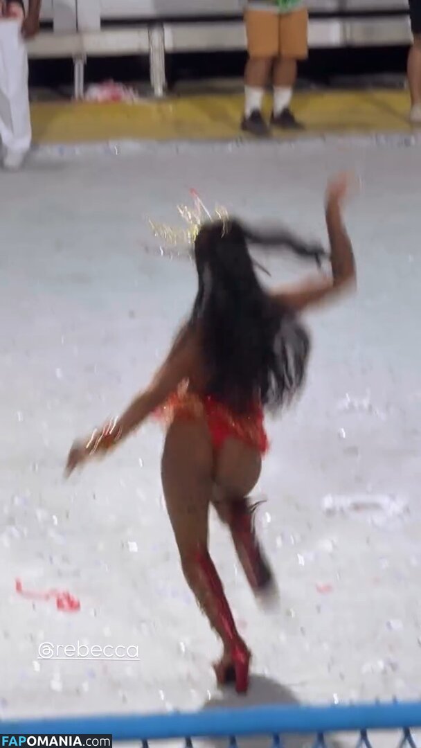 MC Rebecca / rebecca Nud OnlyFans  Fotografie scursă #15