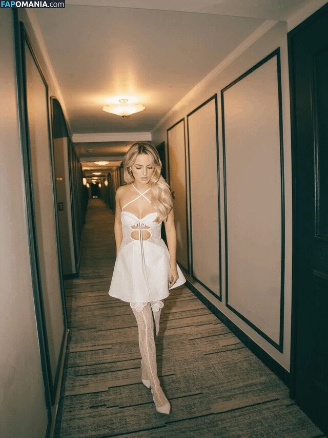 Mckenna Grace / https: / mckennagrace / mckennagraceful Nud OnlyFans  Fotografie scursă #244