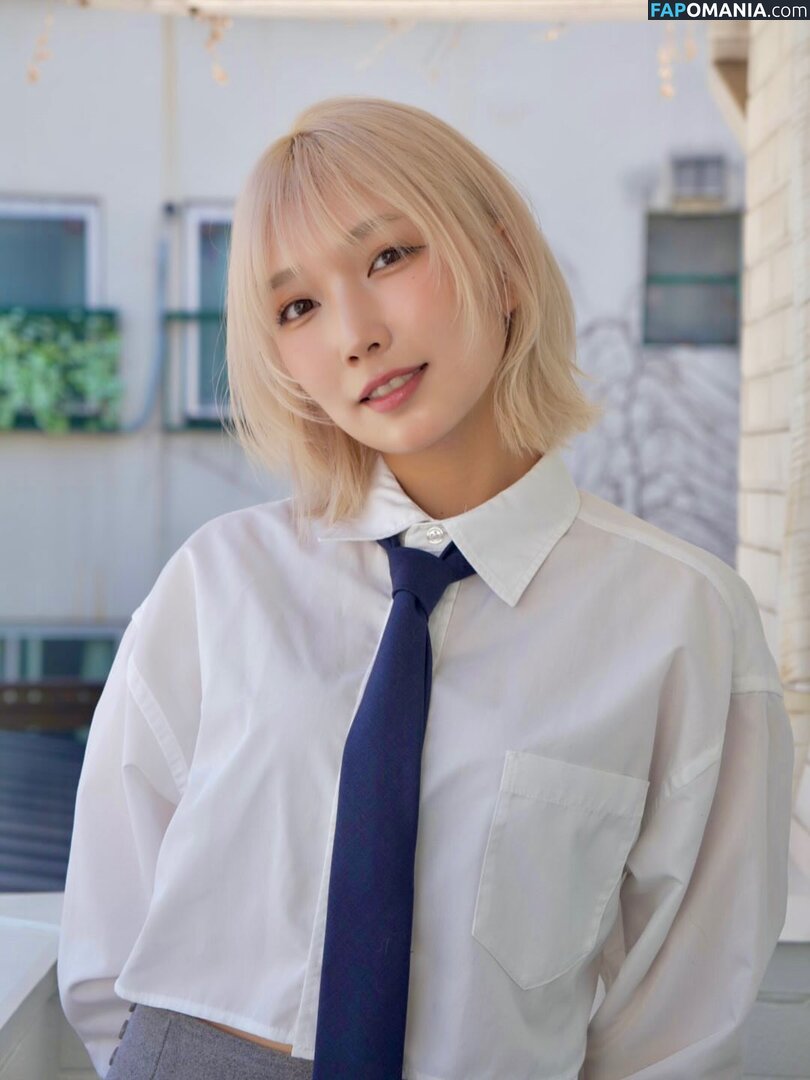 Mea Shimotsuki / https: / melomea030 Nud OnlyFans  Fotografie scursă #1