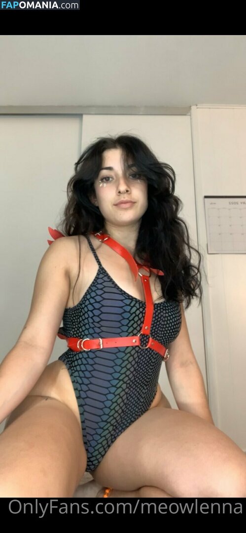 https: / meowlenna Nud OnlyFans  Fotografie scursă #8