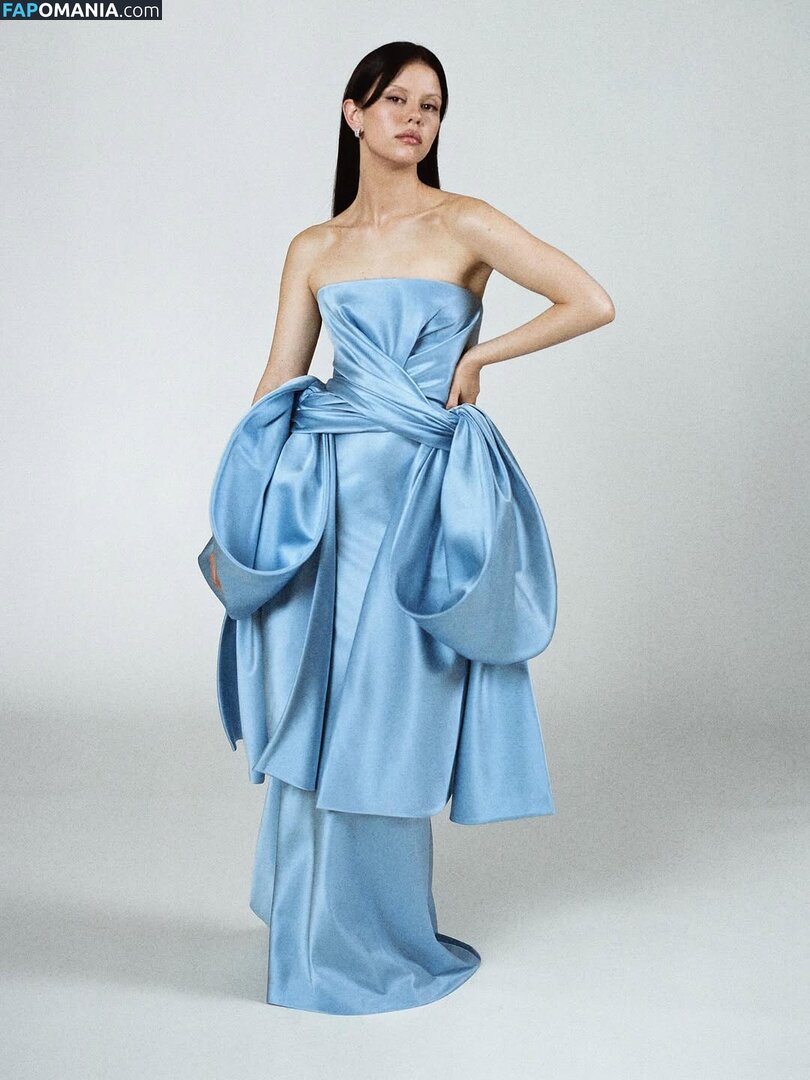 Mia Goth / goth.mia / officalmiagoth Nud OnlyFans  Fotografie scursă #126