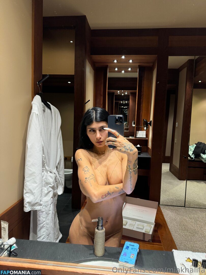 Mia Khalifa / miakhalifa Nud OnlyFans  Fotografie scursă #54