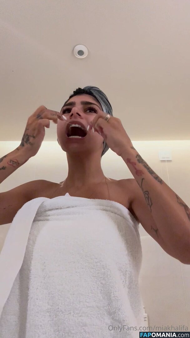 Mia Khalifa / miakhalifa Nud OnlyFans  Fotografie scursă #88