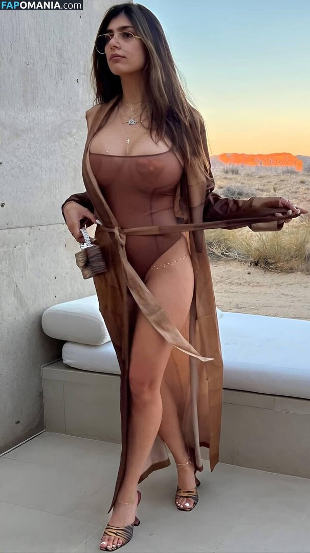 Mia Khalifa / https: / miakhalifa Nud OnlyFans  Fotografie scursă #106
