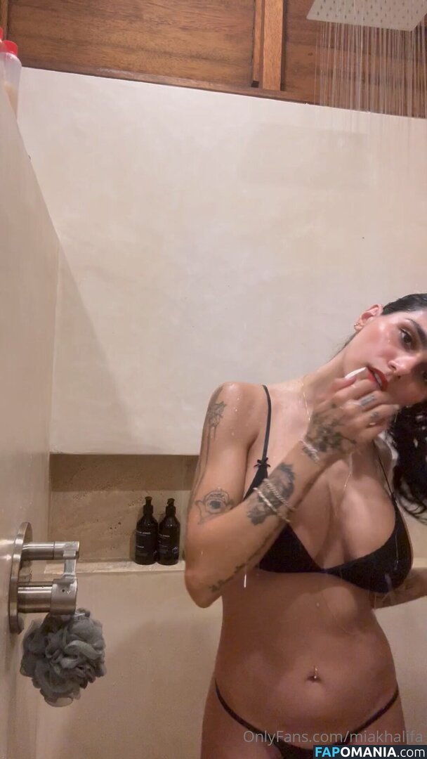 Mia Khalifa / https: / miakhalifa Nud OnlyFans  Fotografie scursă #121