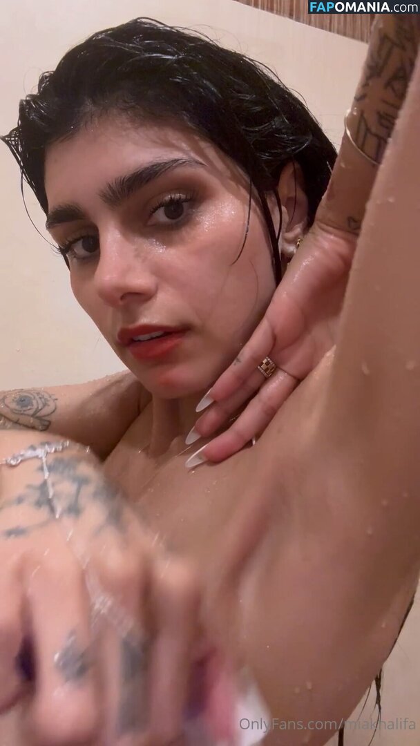 Mia Khalifa / https: / miakhalifa Nud OnlyFans  Fotografie scursă #130