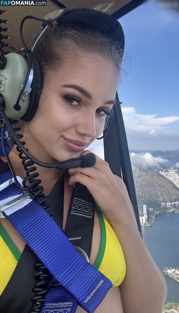 Michelle Hartmann Nud OnlyFans  Fotografie scursă #4