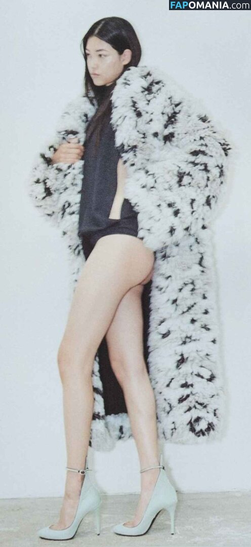 Mika Schneider / mikaschndr Nud OnlyFans  Fotografie scursă #4