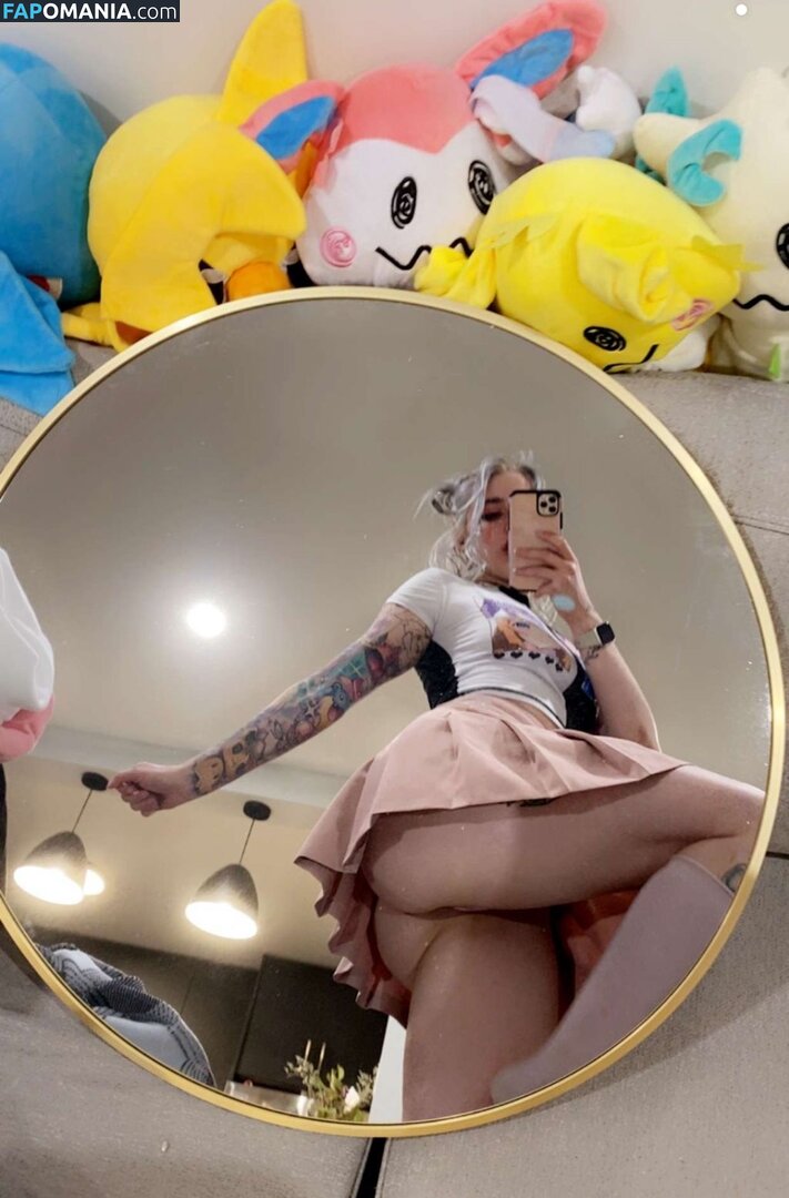 Mikaya / mikachukaylaroo Nud OnlyFans  Fotografie scursă #7