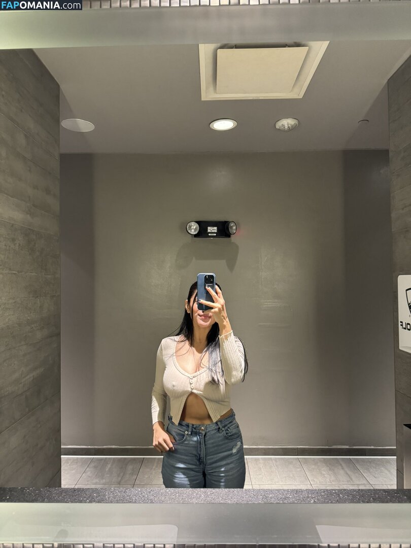 Mikasavader / https: Nud OnlyFans  Fotografie scursă #3