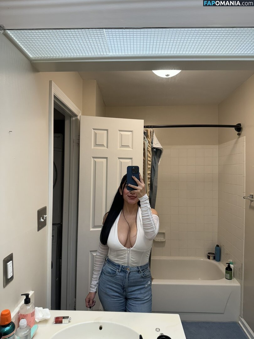 Mikasavader / https: Nud OnlyFans  Fotografie scursă #10