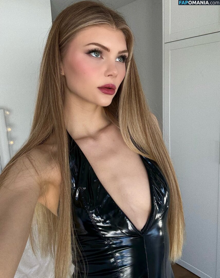 mila_sobolov / milakittenx Nud OnlyFans  Fotografie scursă #51