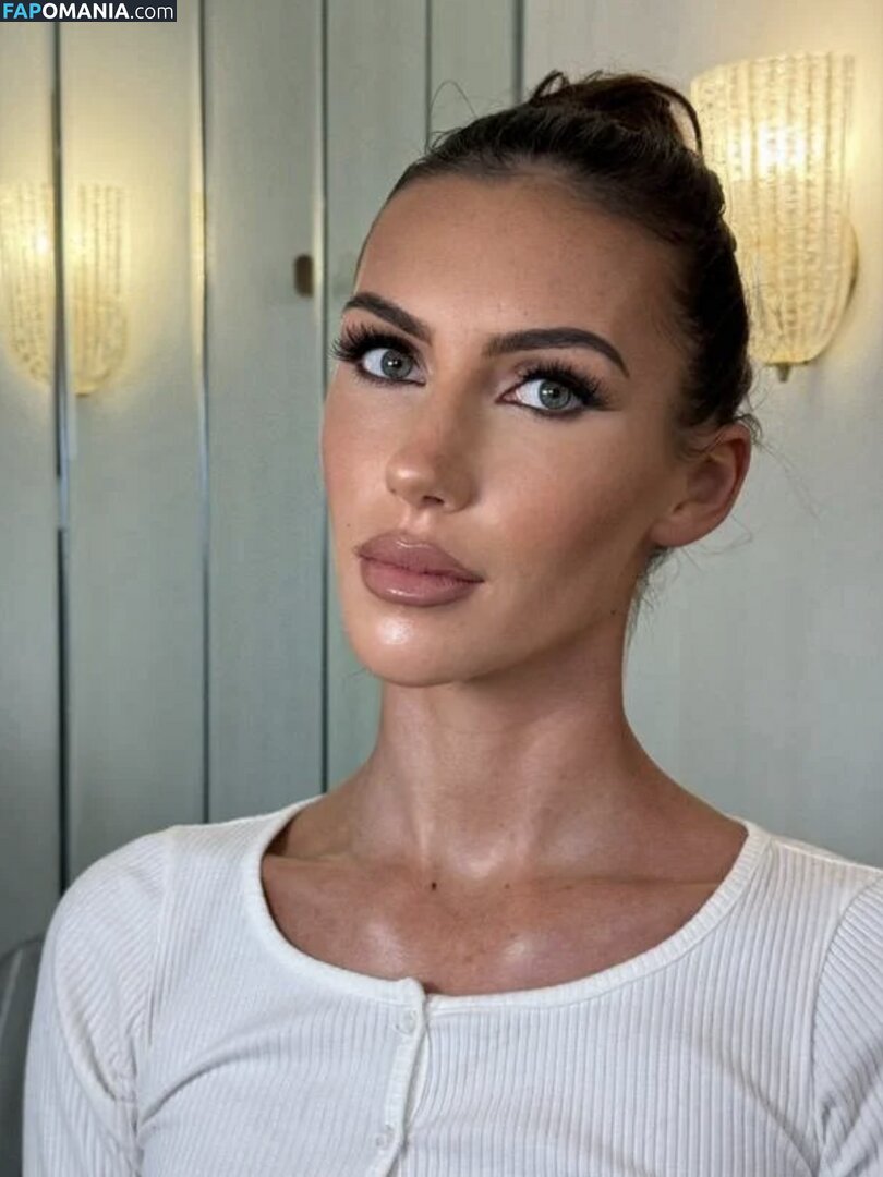 MilaRenee / milarenee_ Nud OnlyFans  Fotografie scursă #1