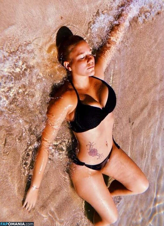 Milena Velba / milena_offical / official_milenavelba / velbamilenaveronikalz Nud OnlyFans  Fotografie scursă #2043