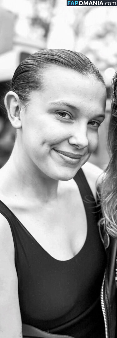 Millie Bobby Brown / milliebobbybrown Nud OnlyFans  Fotografie scursă #102
