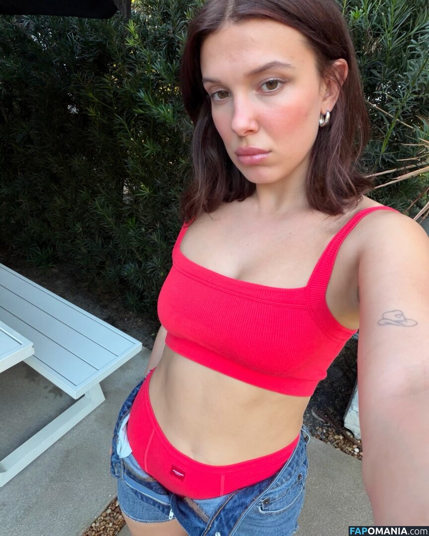 Millie Bobby Brown / milliebobbybrown Nud OnlyFans  Fotografie scursă #140