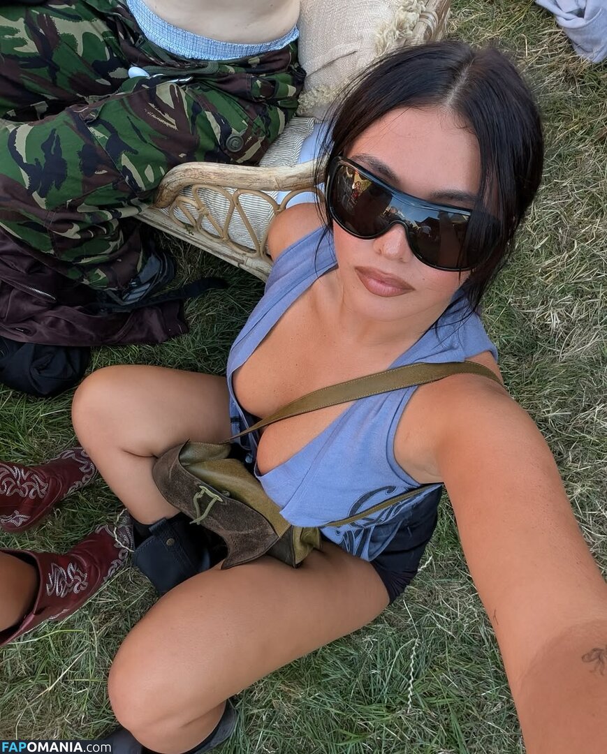 Millie Hannah / explicittbabe / milliehannahhh Nud OnlyFans  Fotografie scursă #3