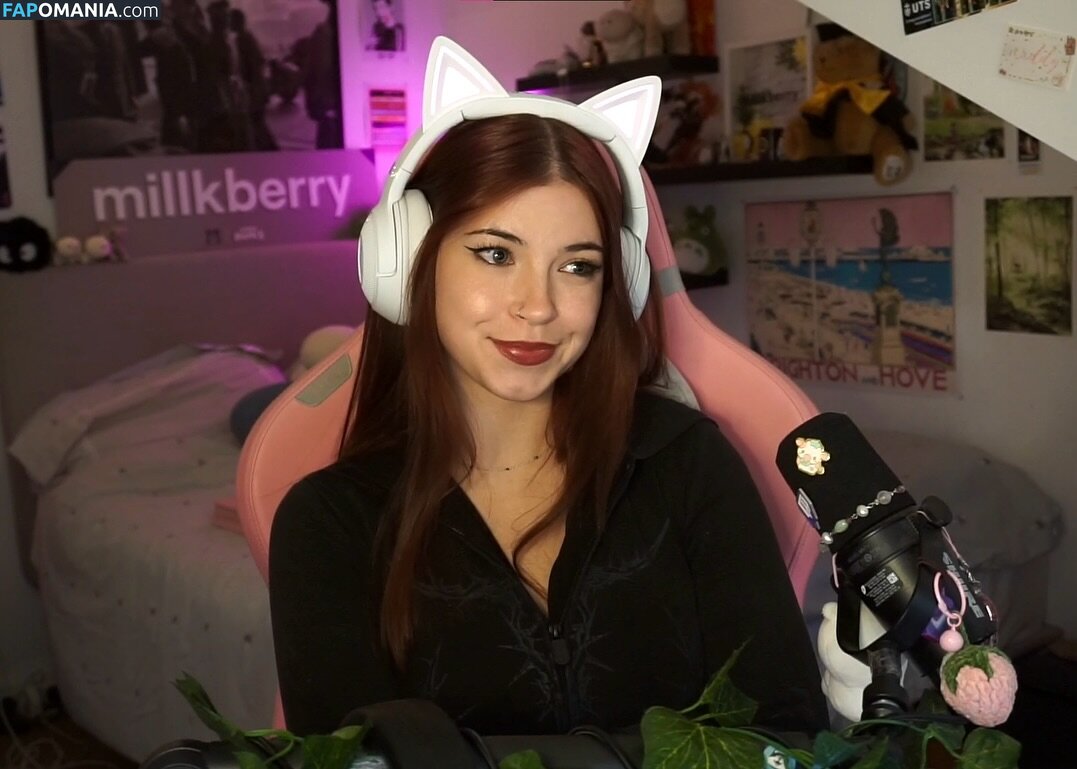 Millkberry / https: / milllkberry Nud OnlyFans  Fotografie scursă #6