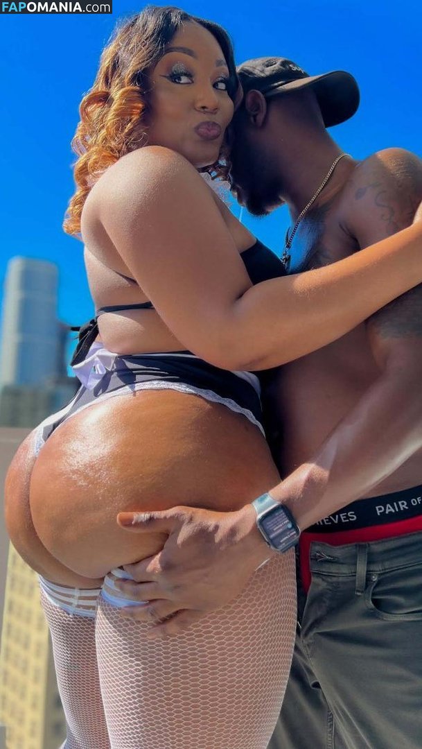 Caramel Cakes / Mimi Curvaceous / Thick Red Thickred3x / mimi_curvaceous / mimithestallion Nud OnlyFans  Fotografie scursă #2