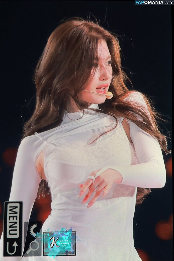 Minatozaki Sana / TWICE / m.by__sana Nud OnlyFans  Fotografie scursă #20