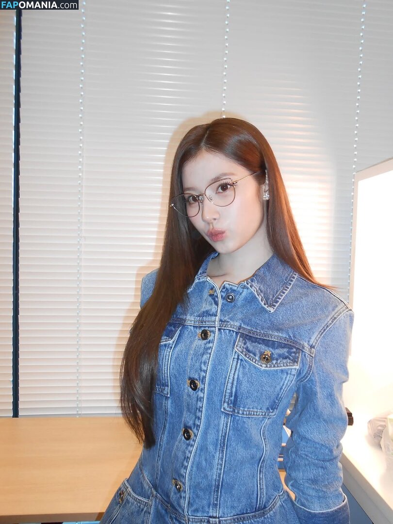 Minatozaki Sana / TWICE / m.by__sana Nud OnlyFans  Fotografie scursă #54