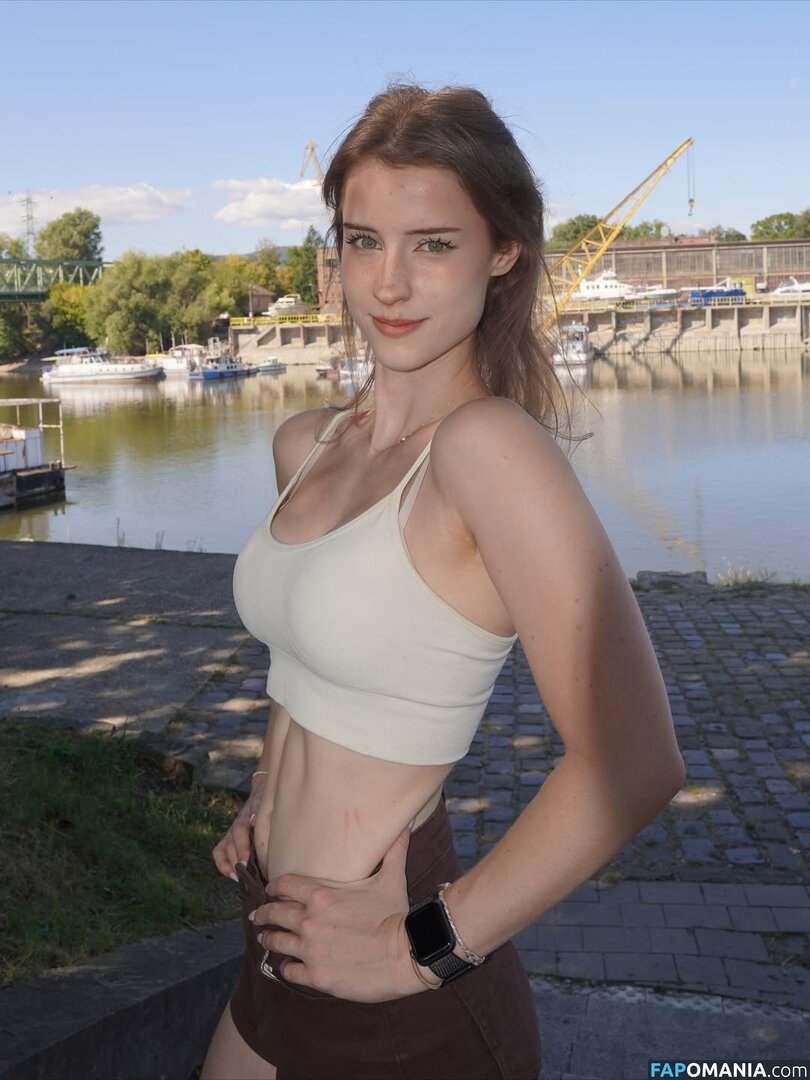 Mira.004 / model_mira Nud OnlyFans  Fotografie scursă #1457